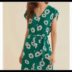 AMOUR VERT Giada Silk Floral Belted Green MIdi Dress.Size XS